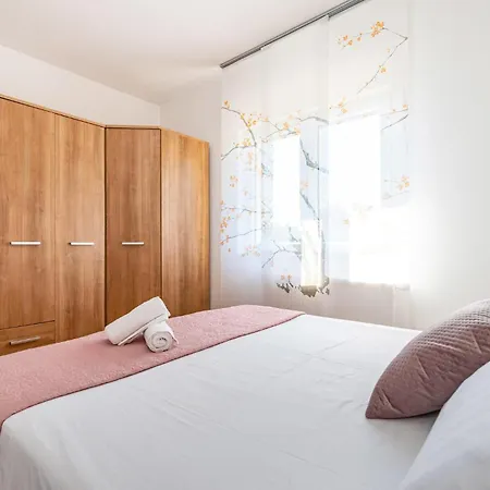 度假居 Three-bedroom In